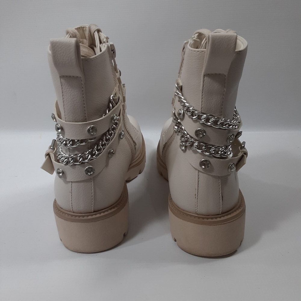 XOXO Payge Size 7M Cream Lace Up and Side Zip Ankle Boots with Chain Straps - Picture 2 of 9